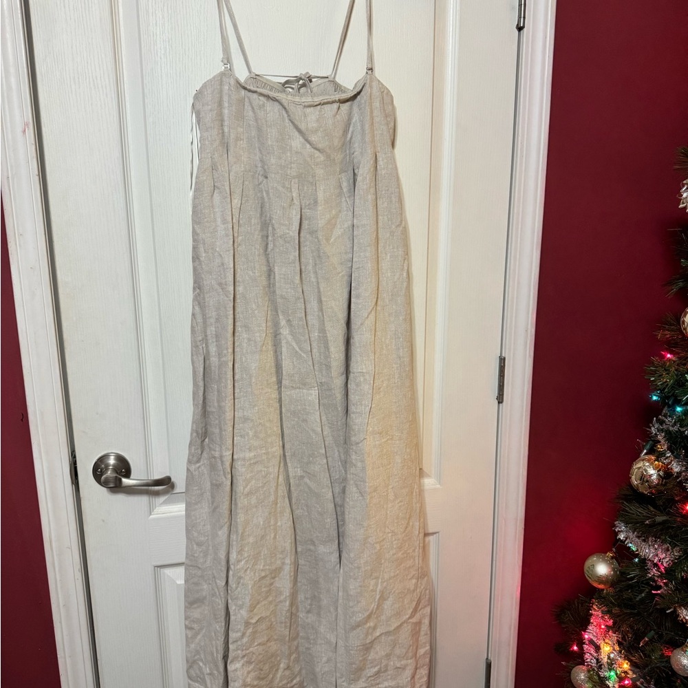 Elegant Cream Maxi Dress
